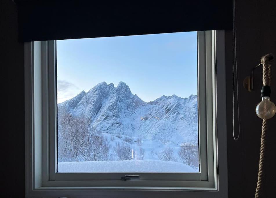 Villa Sundet Lofoten Holiday House à Sund  Extérieur photo